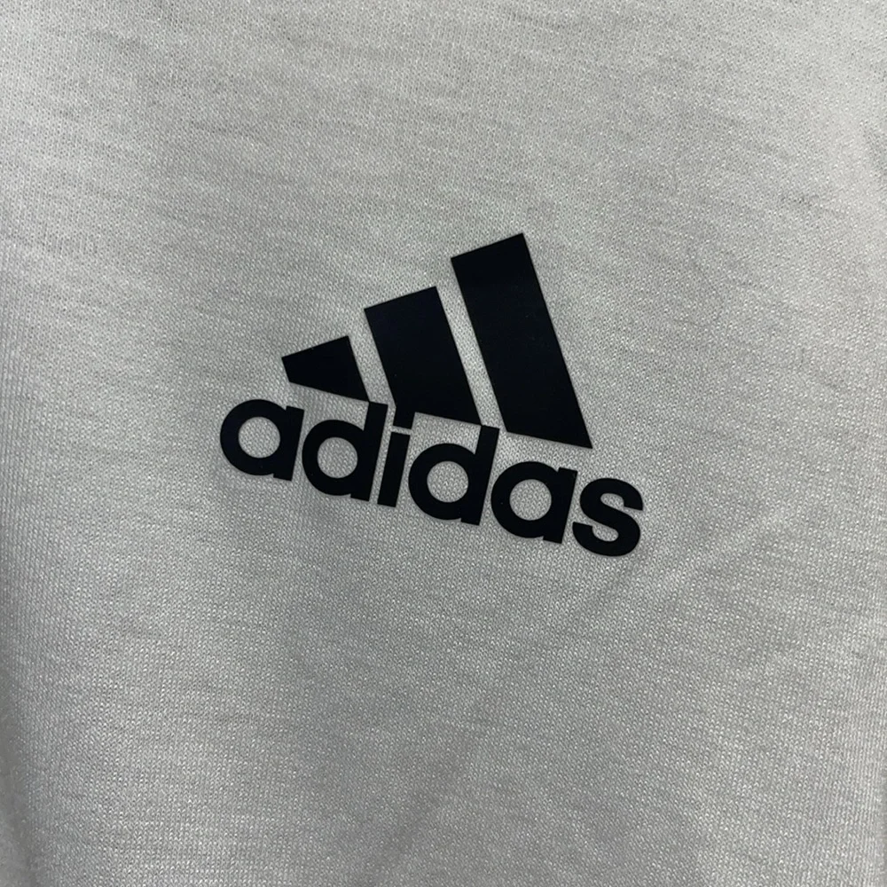 BNWT- Adidas FREELIFT Climalite T-Shirt - Picture 2 of 6